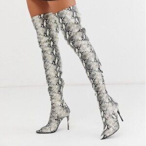 Steve Madden Womens Snakeskin Printed Thigh High Heeled Boots Size 8 Black Ivory
